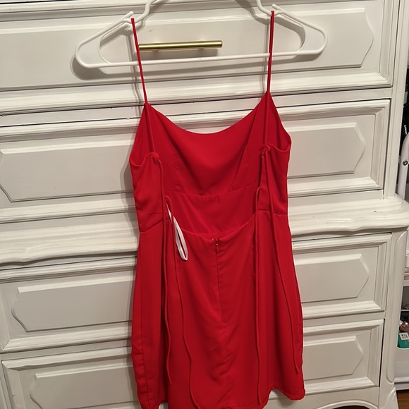 Very cute red dress - Picture 2 of 2